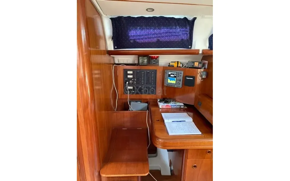 slider 10 Beneteau Oceanis 473