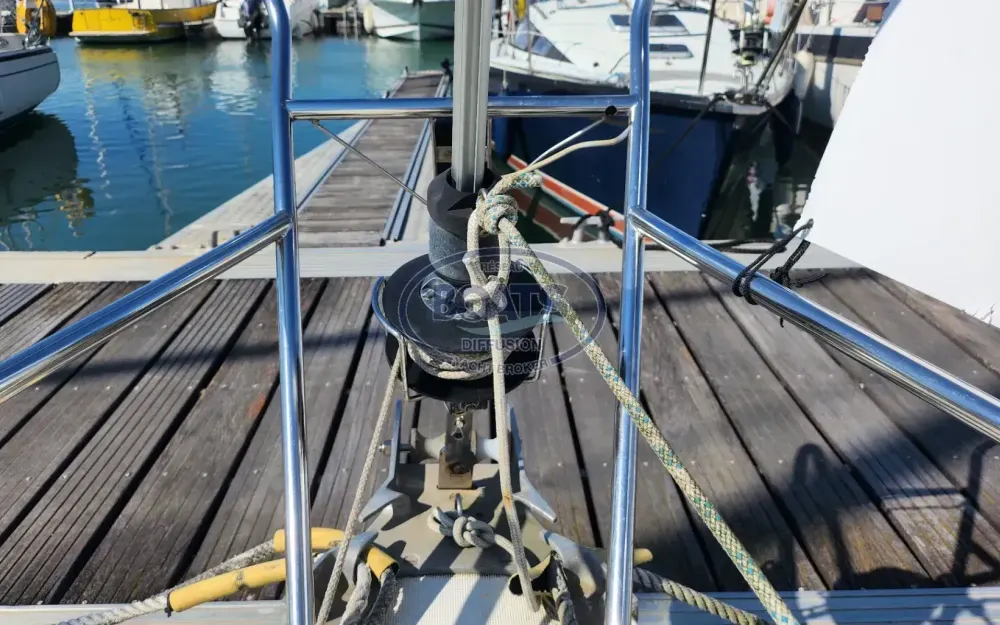 slider 10 Jeanneau Sun Odyssey 30
