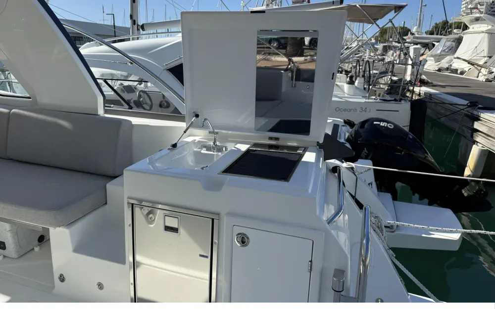 slider 19 Beneteau Gran Turismo 36