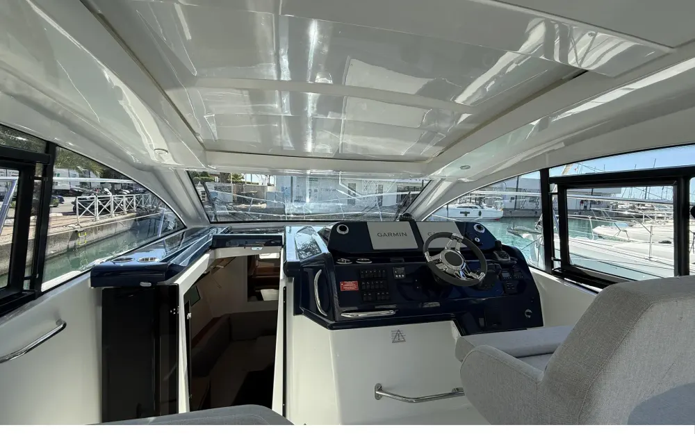 slider 30 Beneteau Gran Turismo 36