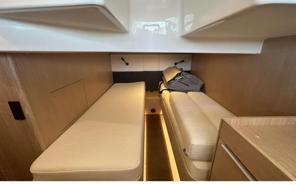 slider 12 Bavaria S 36 Coupe