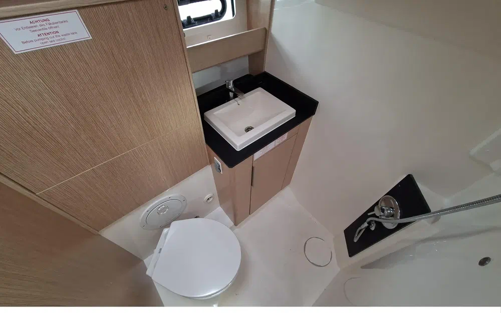 slider 17 Bavaria S 36 Coupe