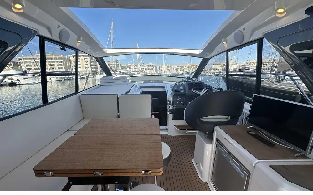 slider 22 Bavaria S 36 Coupe