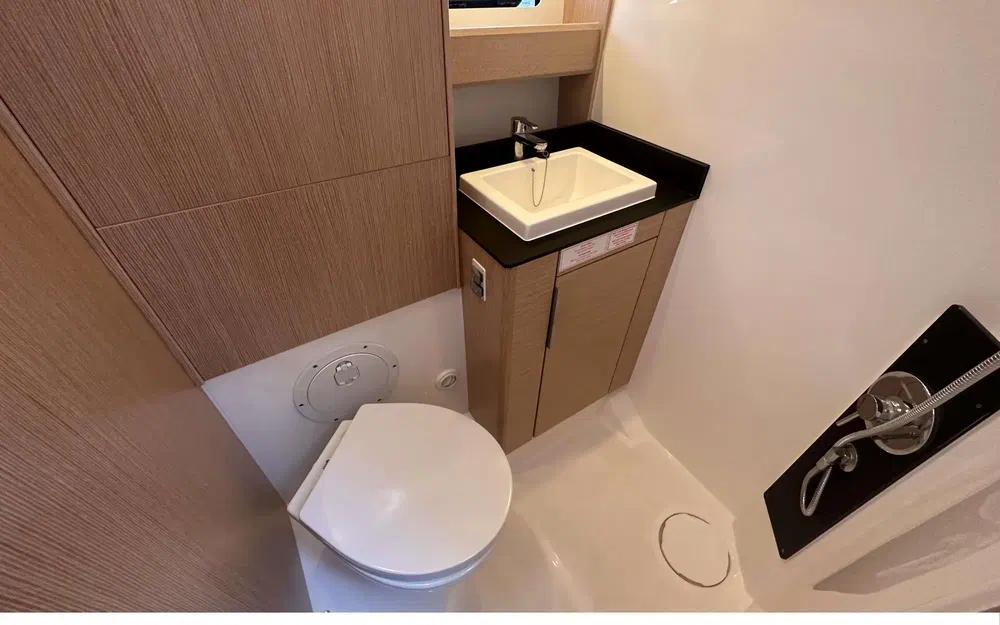 slider 33 Bavaria S 36 Coupe