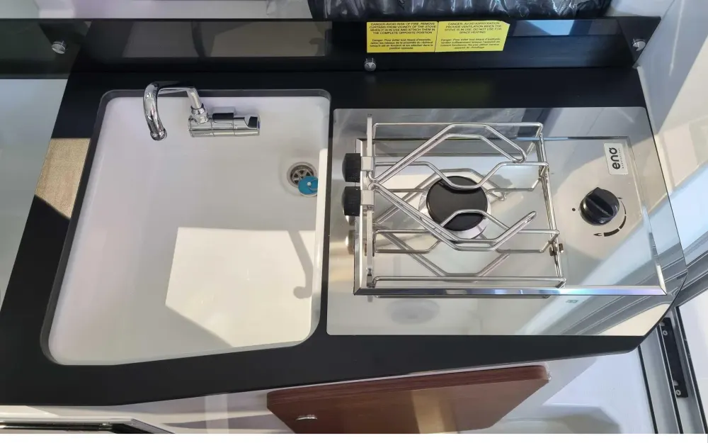 slider 9 Beneteau Antares 8 OB V2