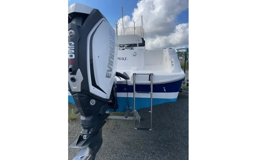 slider 9 Wellcraft Fisherman 232