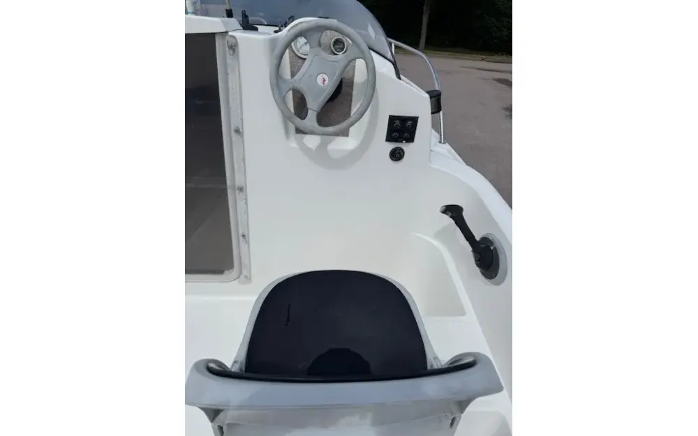 slider 4 Quicksilver  500 Cabine