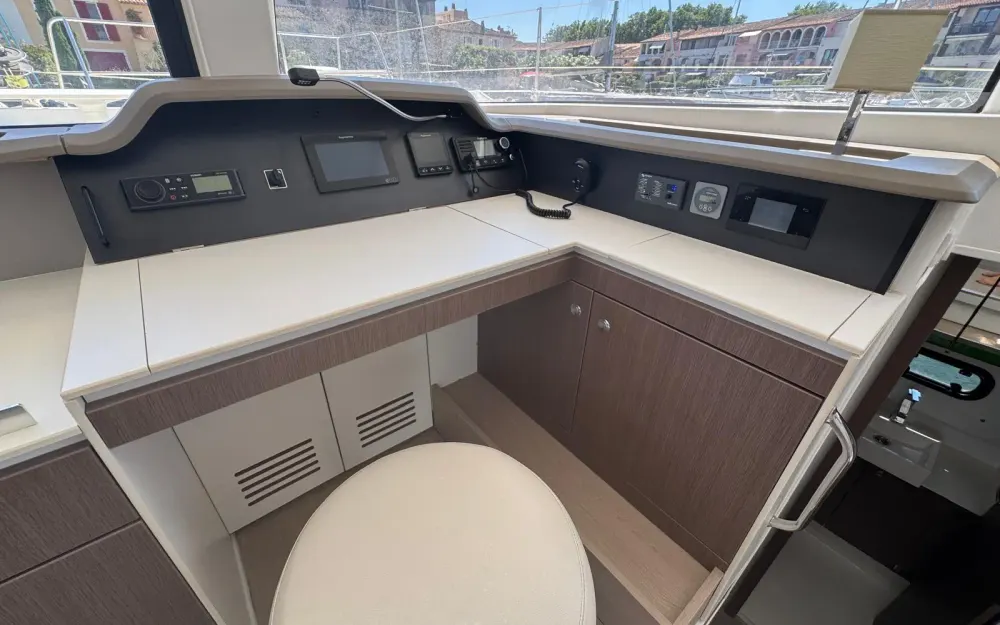 slider 11 Bali Catamarans Bali 4.1