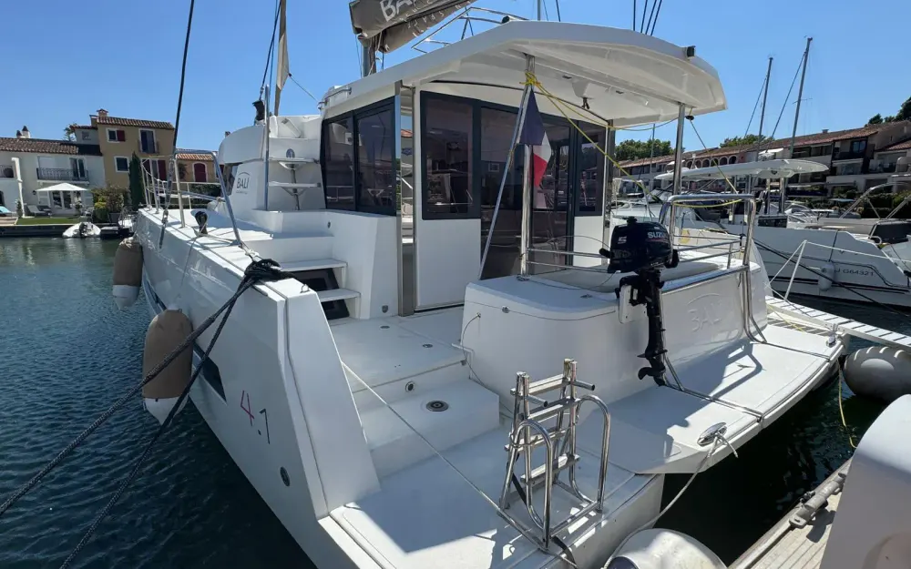 slider 2 Bali Catamarans Bali 4.1