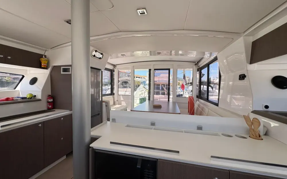 slider 6 Bali Catamarans Bali 4.1