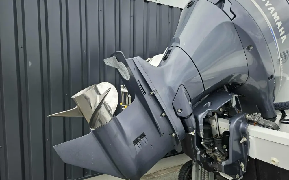slider 1 Jeanneau Cap Camarat 6.5 CC Serie 2