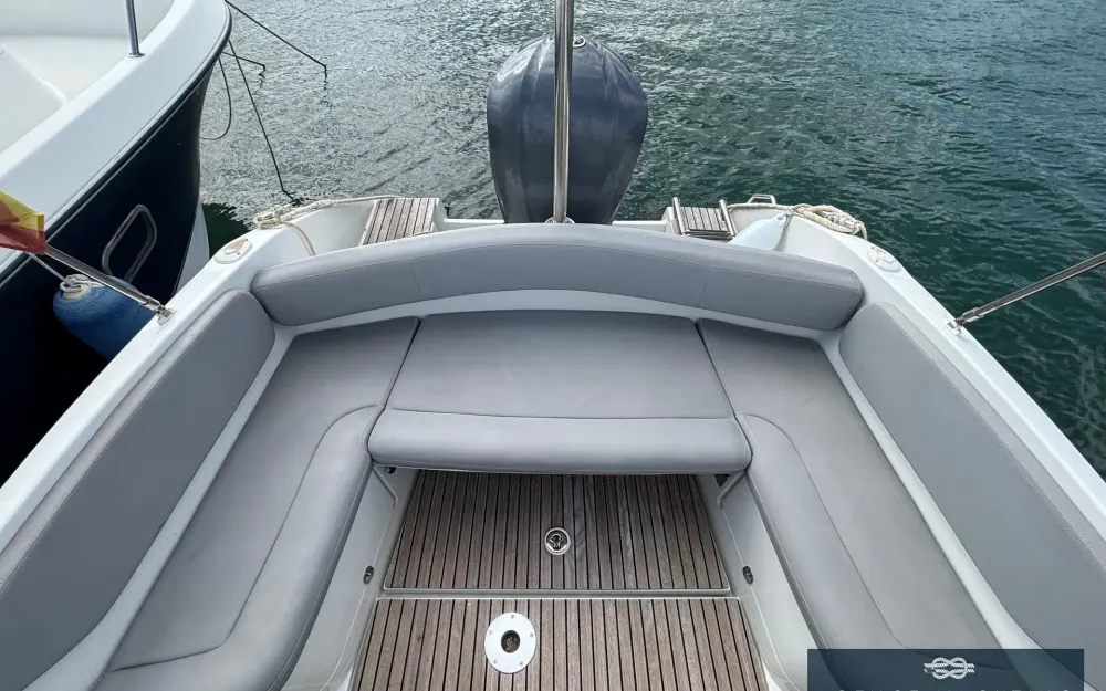 slider 12 Beneteau Flyer 750 Sun Deck