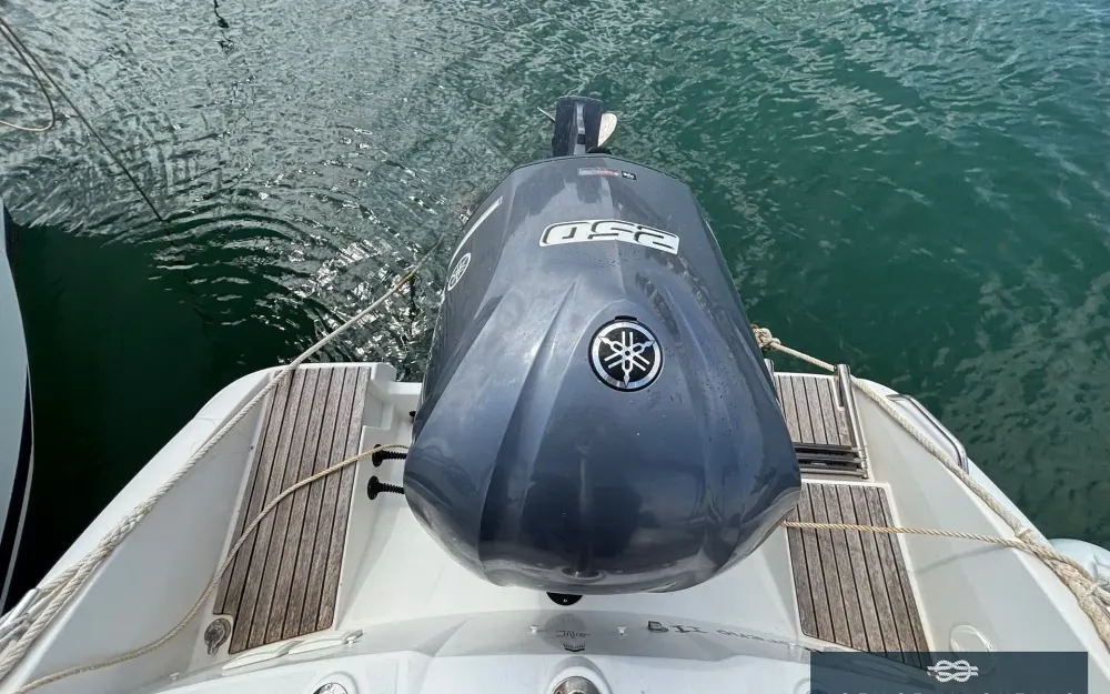 slider 17 Beneteau Flyer 750 Sun Deck