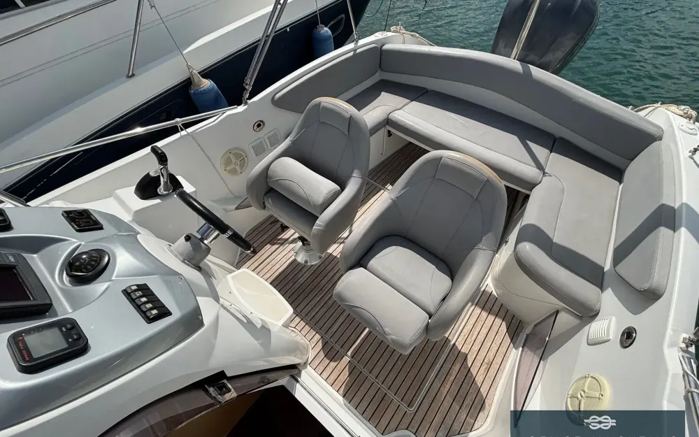 slider 7 Beneteau Flyer 750 Sun Deck