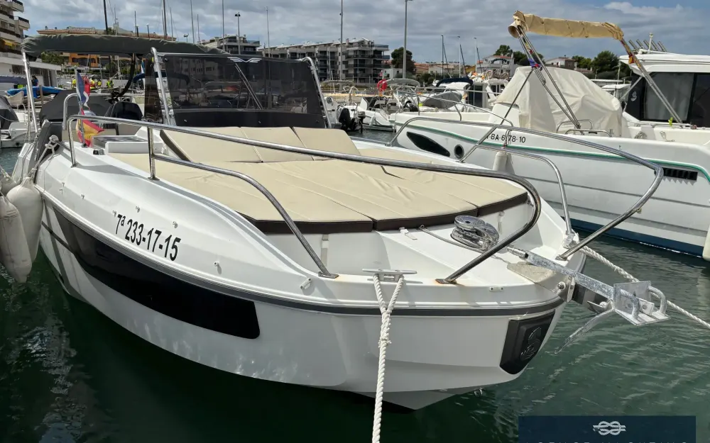 slider 1 Beneteau Flyer 7 SUNdeck