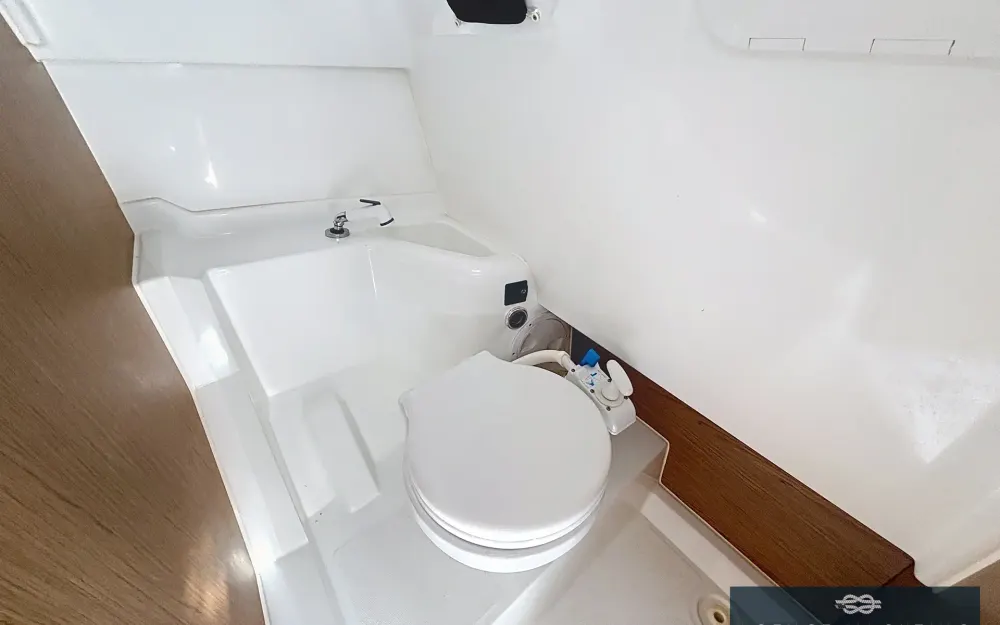 slider 23 Beneteau Flyer 7 SUNdeck