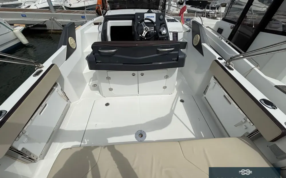 slider 5 Beneteau Flyer 7 SUNdeck