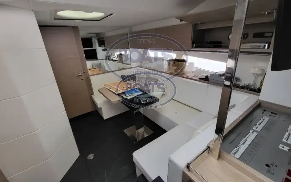 slider 12 Rio Yachts Parana 38