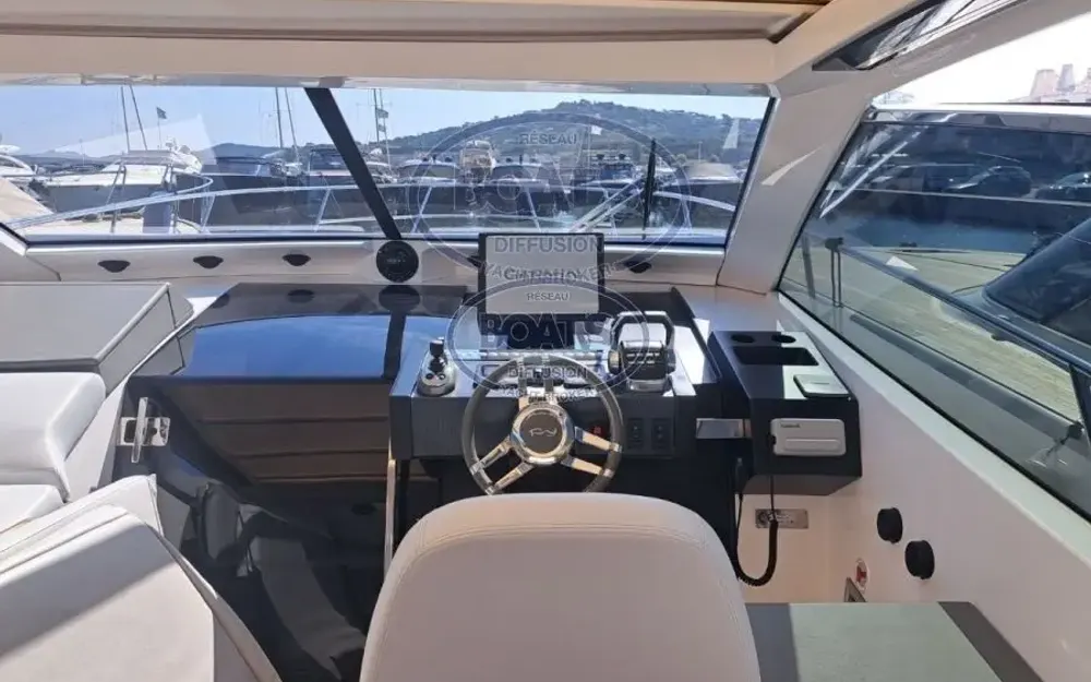 slider 1 Rio Yachts Parana 38