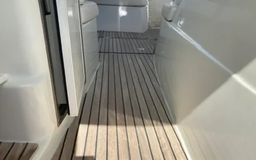 slider 21 Jeanneau Leader 9