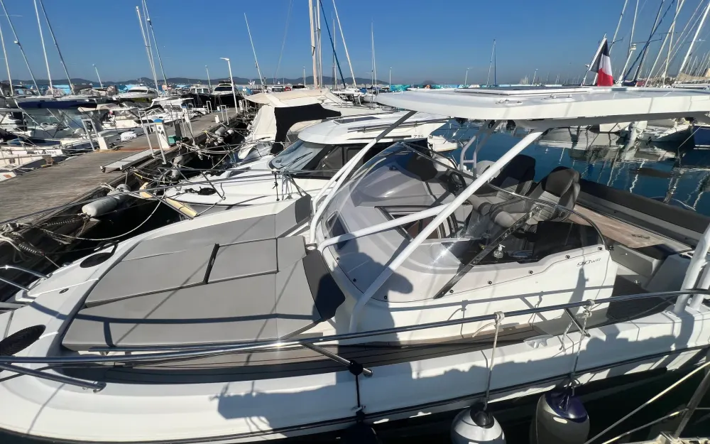 slider 34 Jeanneau Cap Camarat 9.0 WA
