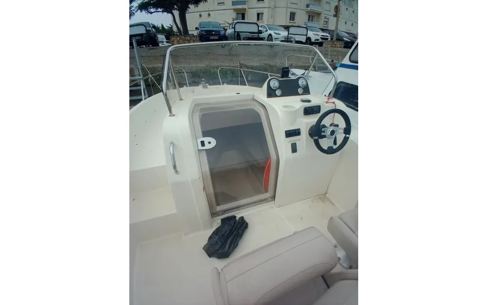 slider 3 Quicksilver Activ 675 Sundeck
