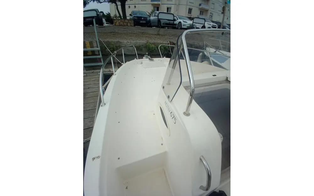 slider 6 Quicksilver Activ 675 Sundeck