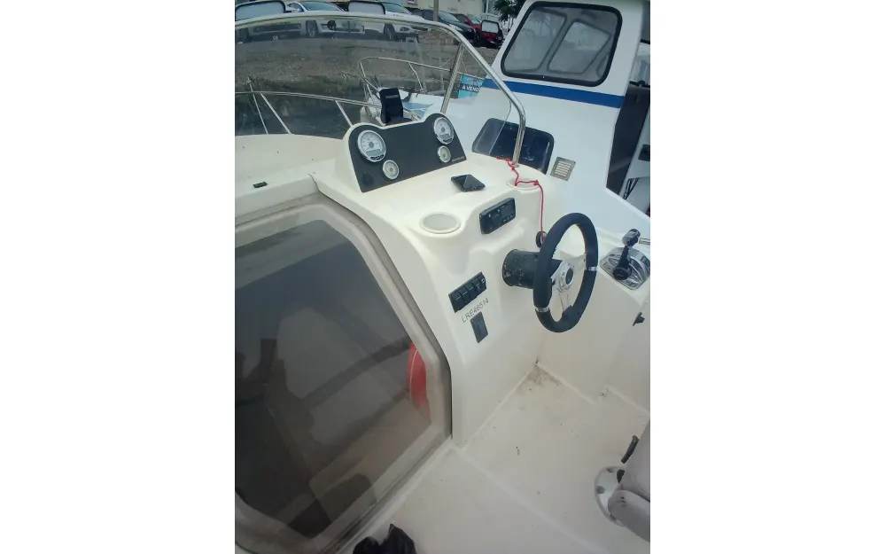 slider 7 Quicksilver Activ 675 Sundeck