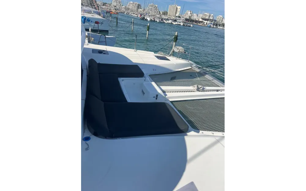slider 14 Lagoon  46