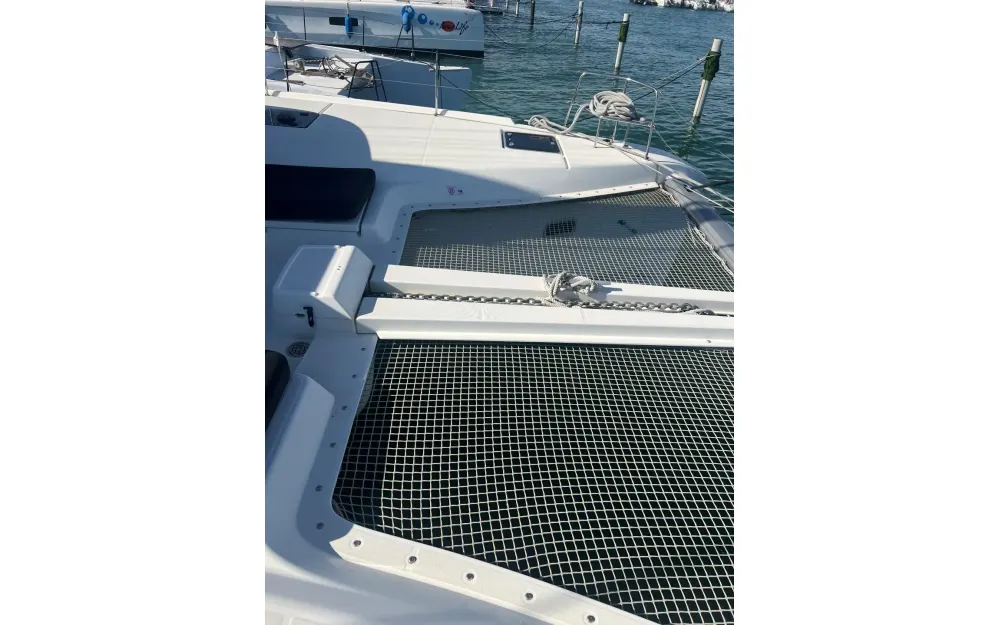 slider 15 Lagoon  46