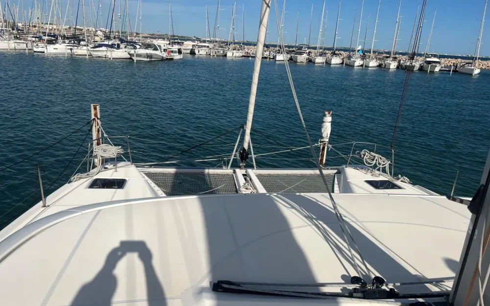 slider 31 Lagoon  46