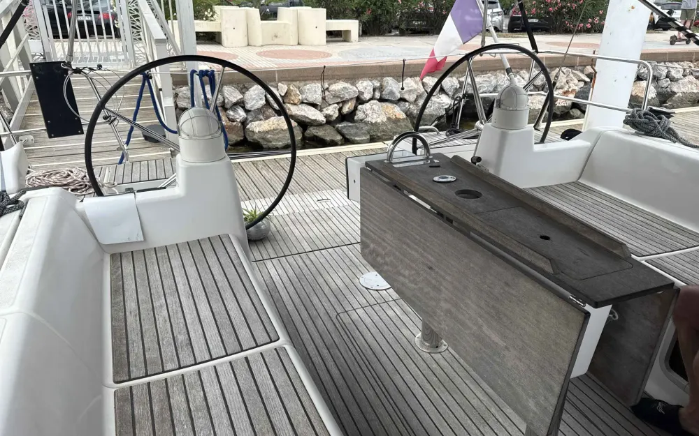 slider 11 Dufour  455Grand Large
