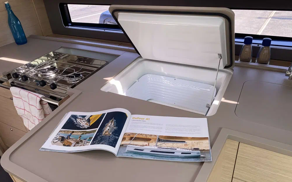 slider 15 Dufour 41