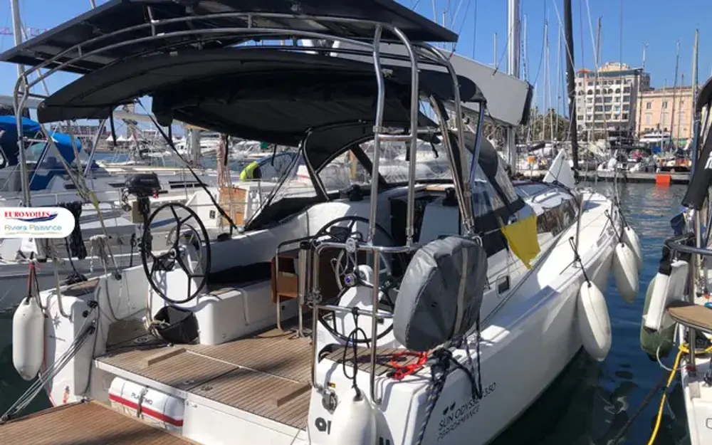 slider 2 Jeanneau sun odyssey 350