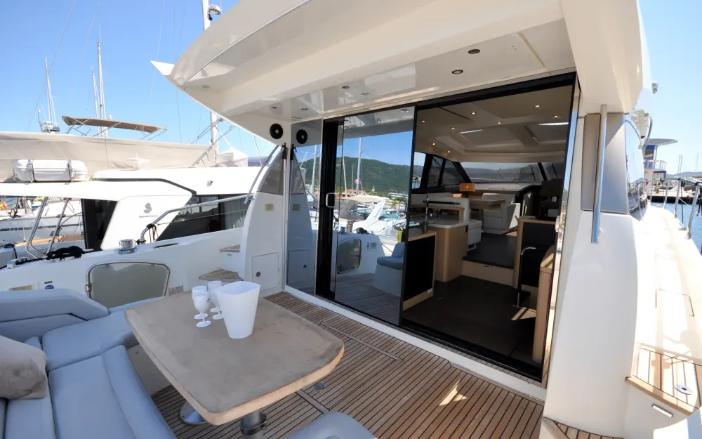 slider 6 Jeanneau Prestige 500 S