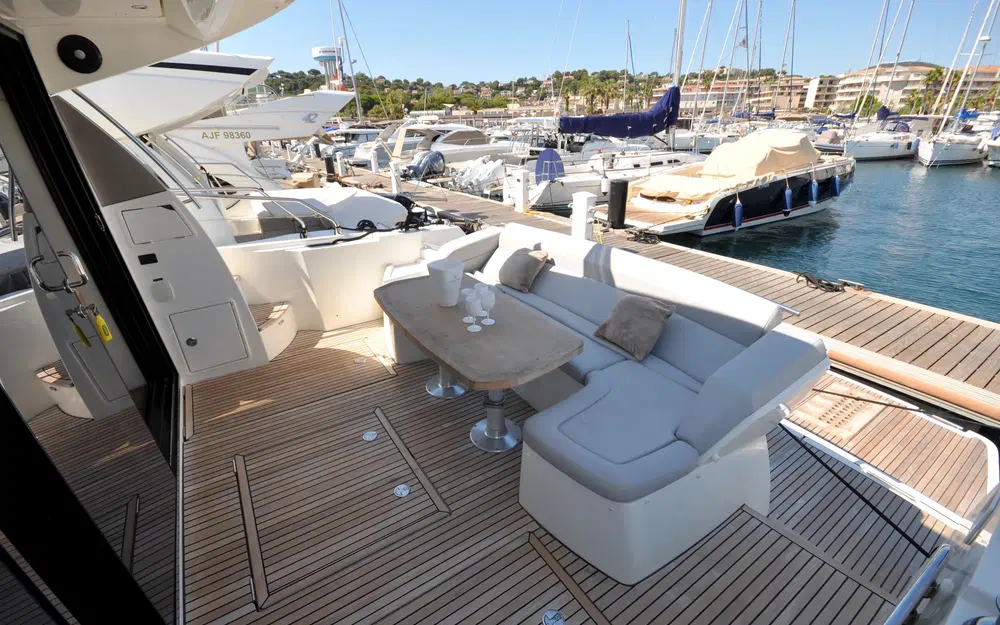 slider 7 Jeanneau Prestige 500 FlyPrestige 500 S