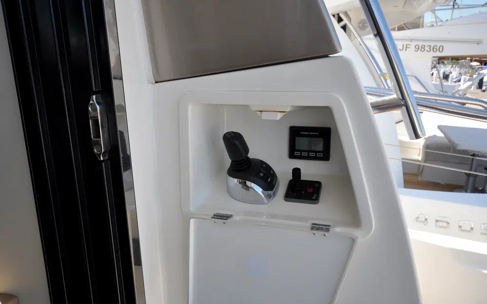 slider 8 Jeanneau Prestige 500 FlyPrestige 500 S