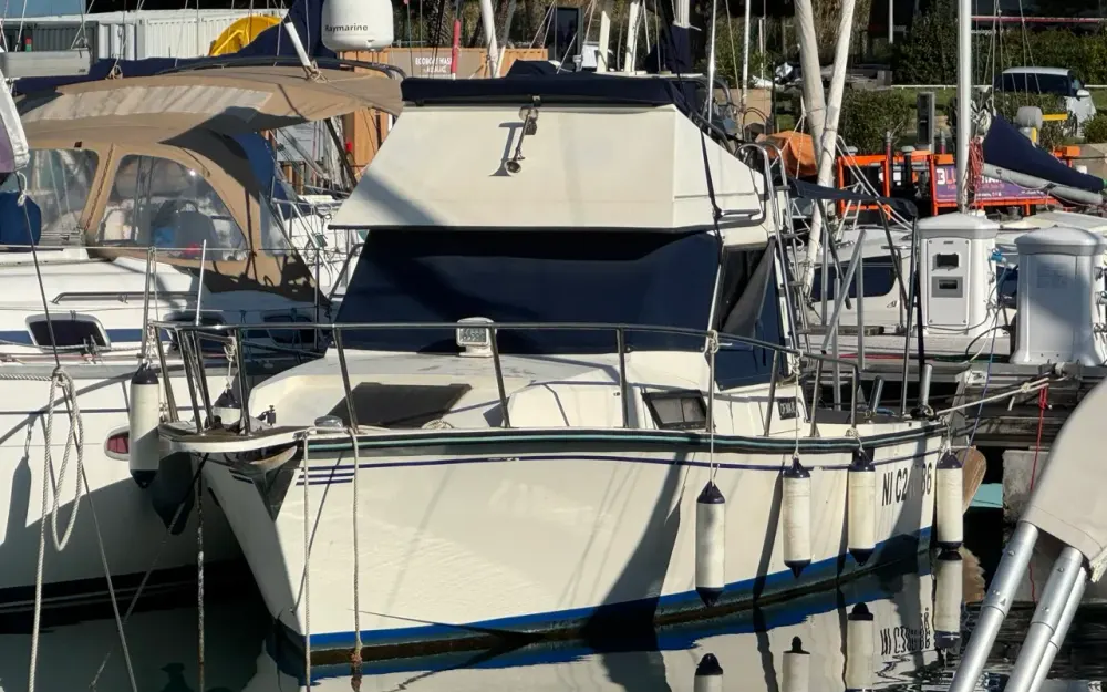 slider 0 Jeanneau Albatros 750