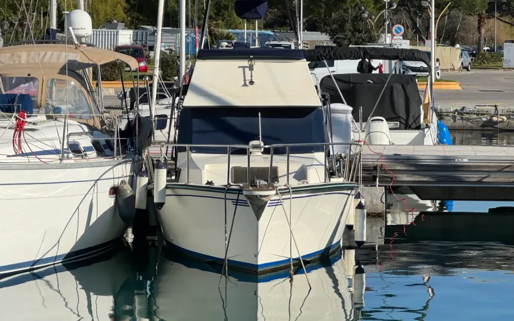 slider 4 Jeanneau Albatros 750