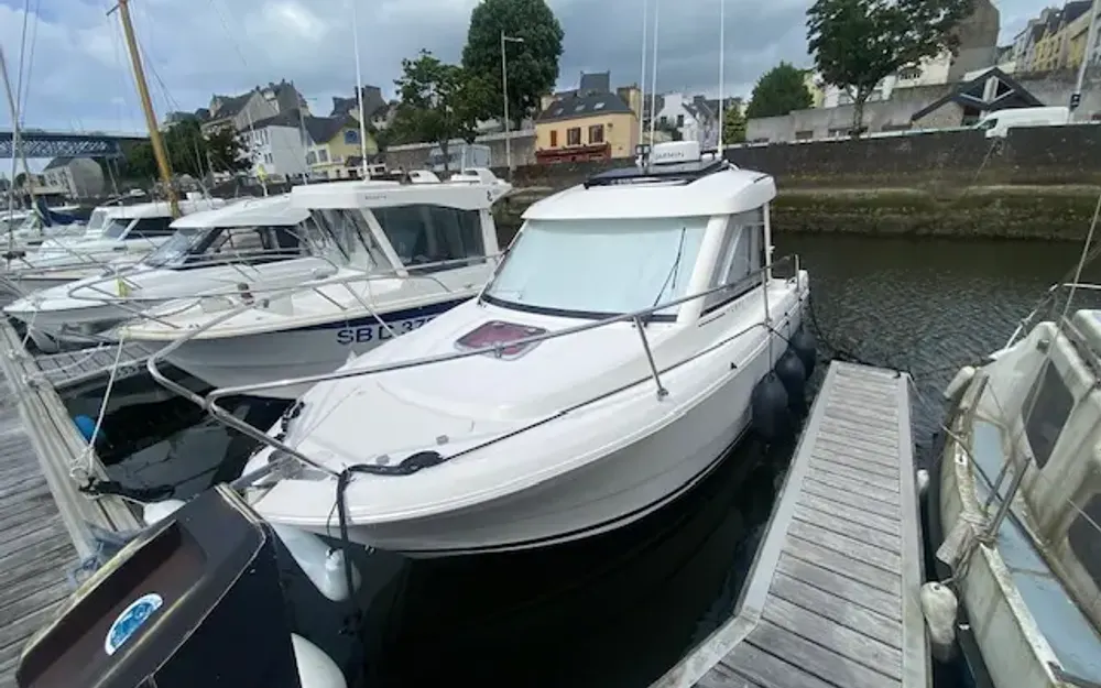 slider 3 Jeanneau Merry Fisher 645