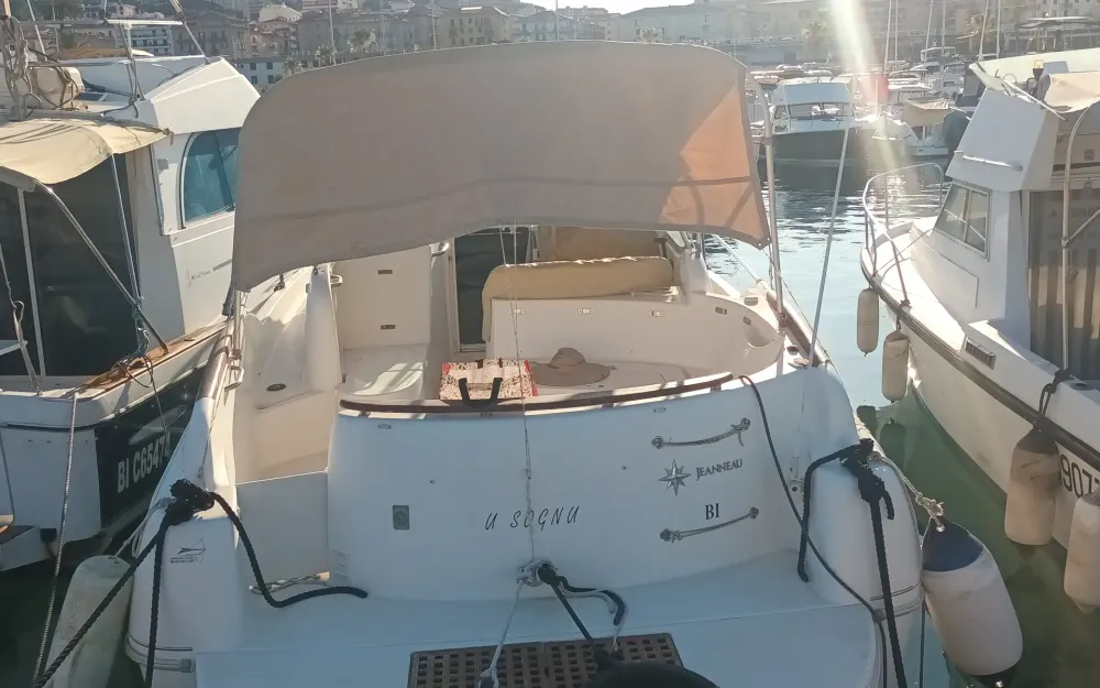 slider 11 Jeanneau Leader 805
