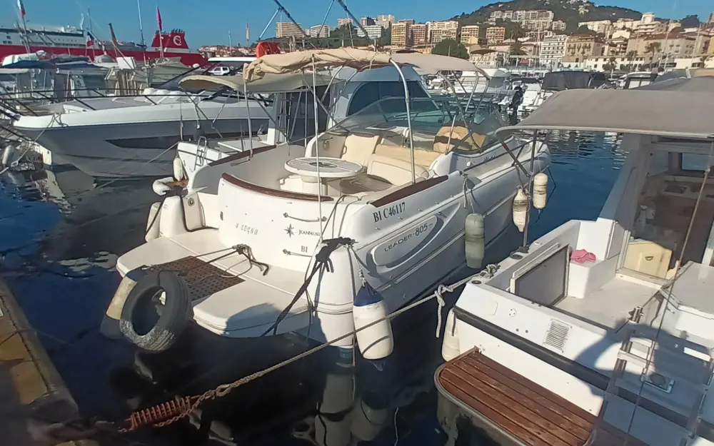 slider 0 Jeanneau Leader 805