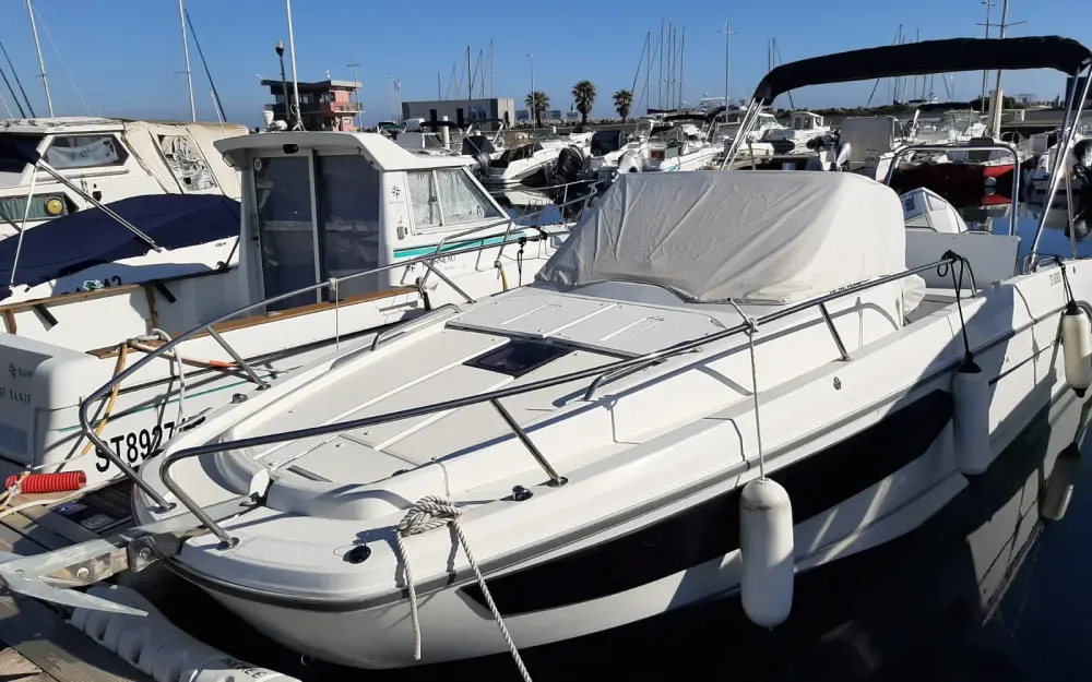 slider 0 Beneteau Flyer 8 SUNdeck V2
