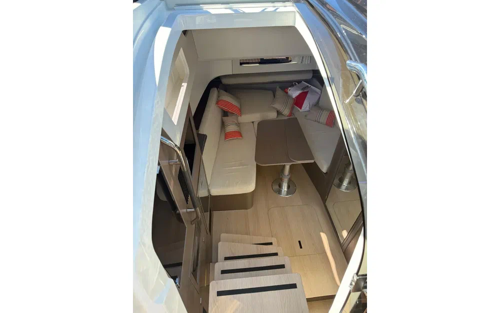 slider 14 Beneteau Gran Turismo 35