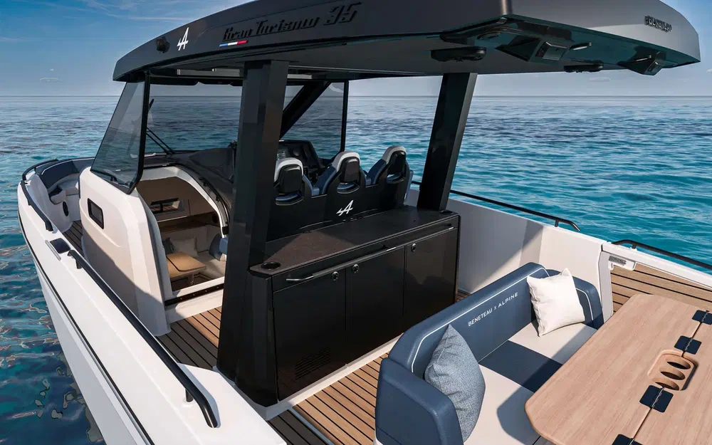 slider 4 Beneteau Gran Turismo 35