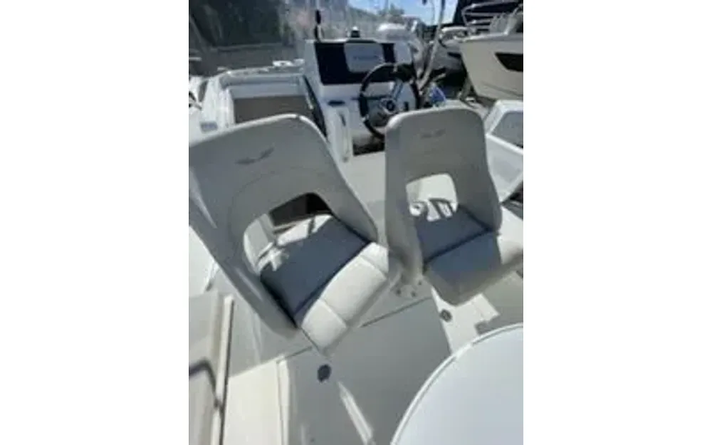 slider 3 Beneteau Flyer 7 SPACEdeck