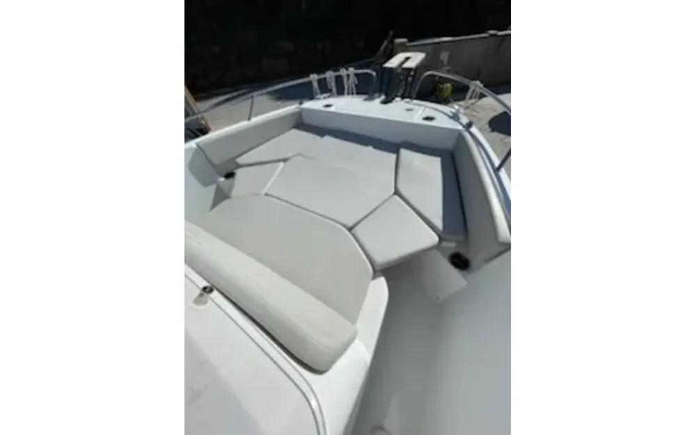 slider 4 Beneteau Flyer 7 SPACEdeck
