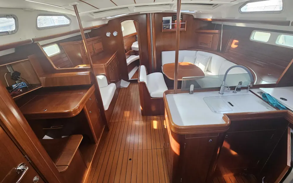 slider 1 Beneteau Oceanis 473 Clipper