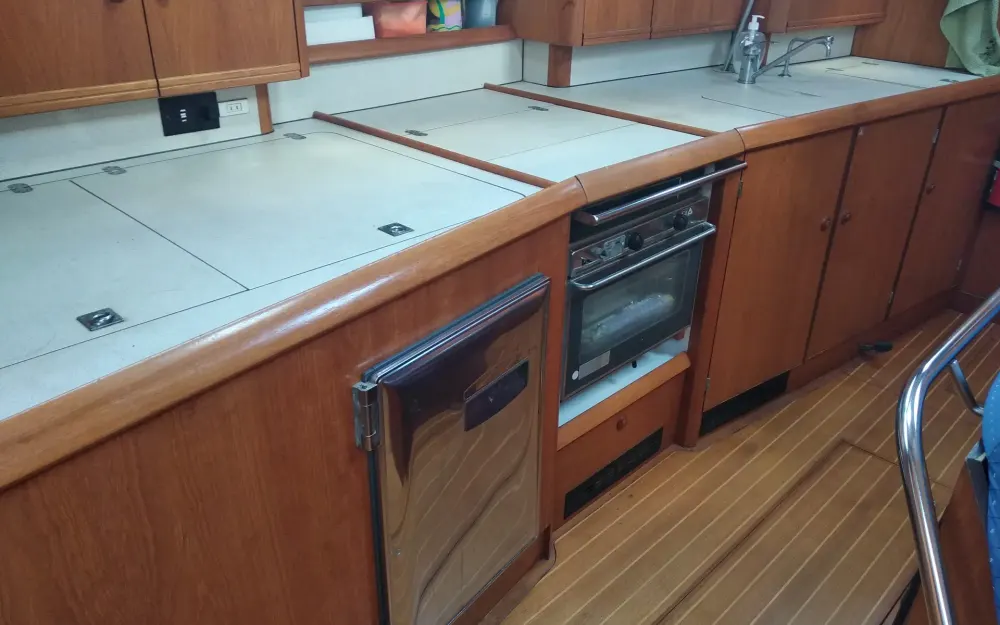 slider 25 Jeanneau Sun Odyssey 45.2