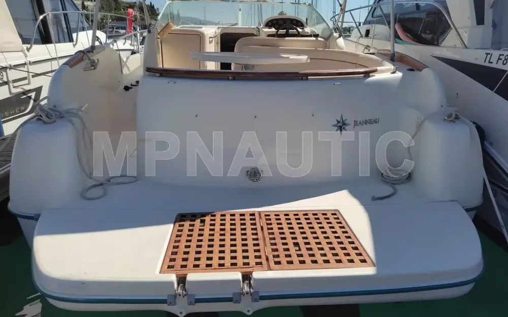slider 1 Jeanneau Leader 805